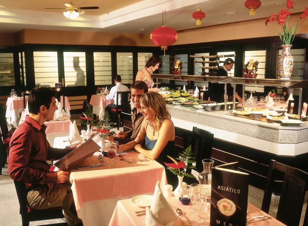 Hotel Riu Oliva Beach Resort Corralejo Extérieur photo